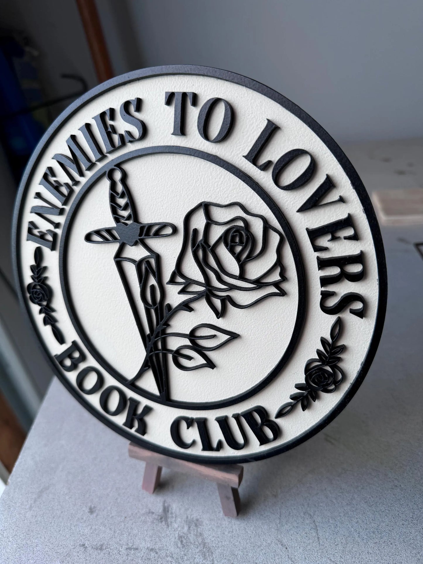 Enemies to Lovers book nook sign